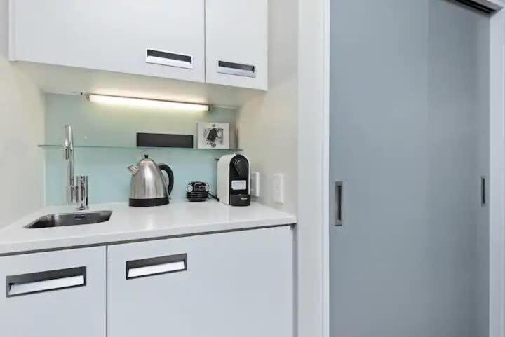 Luxury Lakeview 2 Bedroom Apartment Queenstown Exterior photo